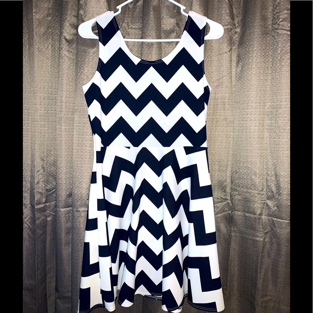 Women’s Chevron Dress